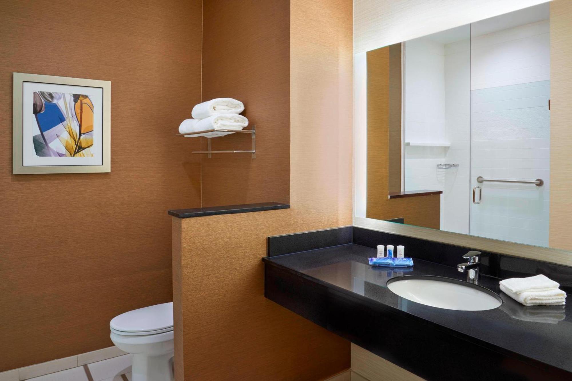 Fairfield By Marriott Niagara Falls Bagian luar foto